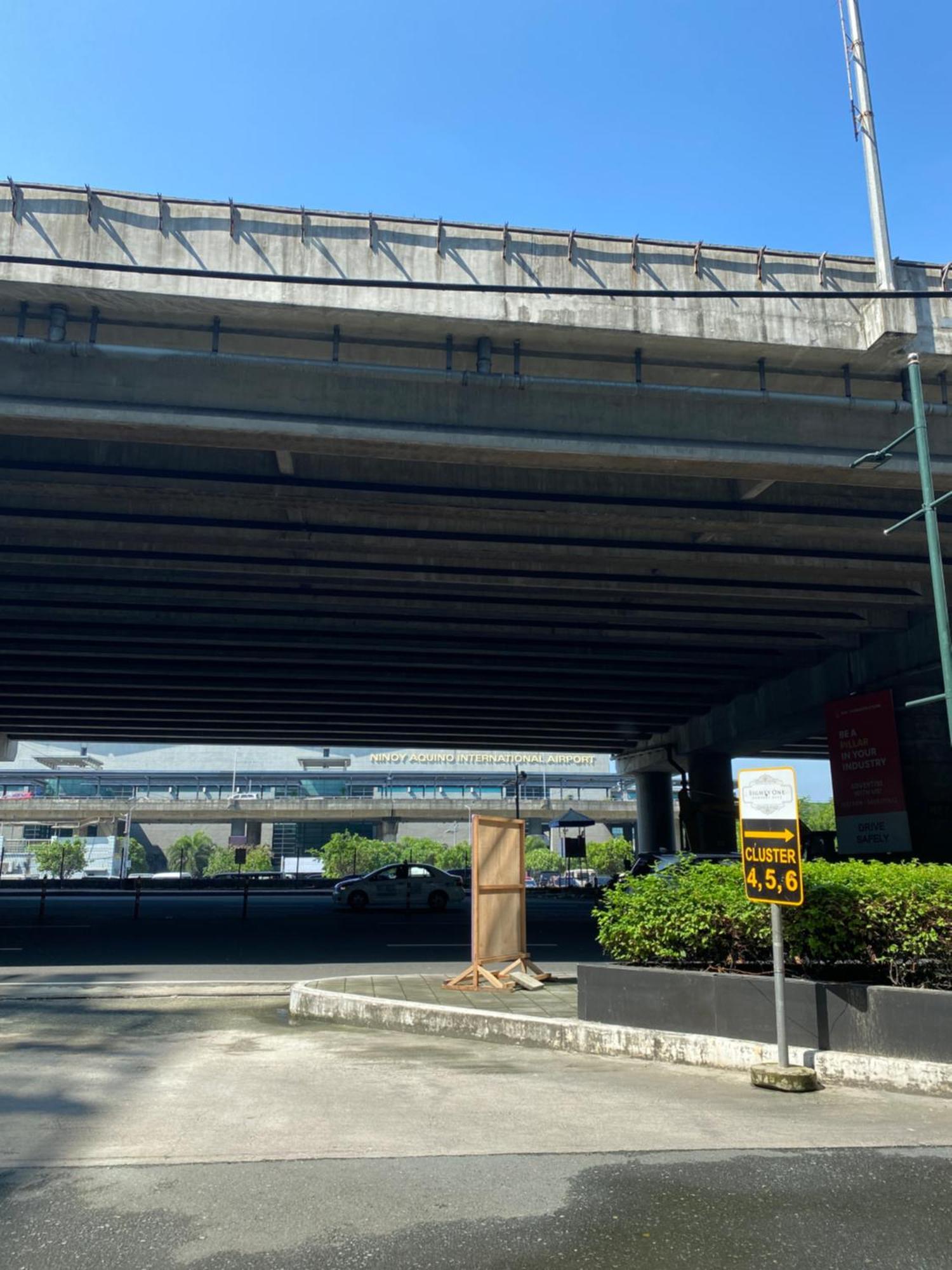 Layover Staycation Walking Distance To Naia T3 * Manila